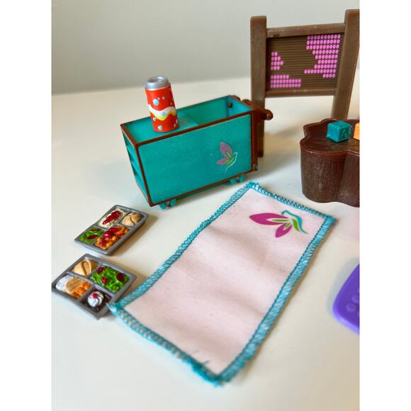 Li'l Woodzeez Dollhouse Mixed Accessory Lot - Picture 2 of 7